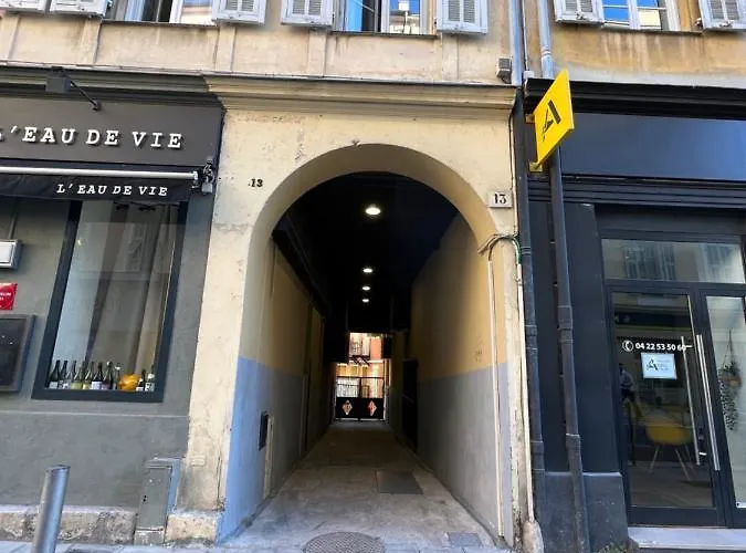 La Cour Du Centre 아파트 *